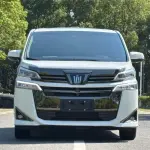 Toyota Vellfire 2023 из Китая