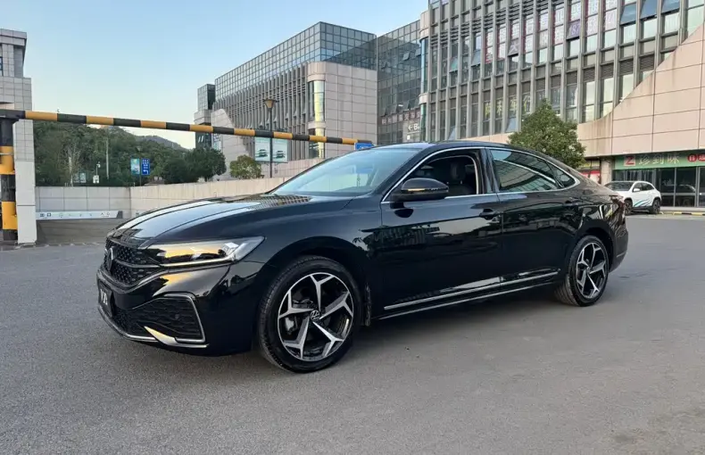 Volkswagen Passat 2023 из Китая