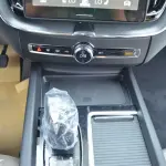 Volvo XC60 2025 250 л.с. из Китая