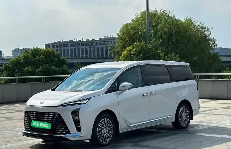 Buick GL8 Hybrid 2025 из Китая