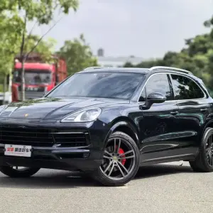 Porsche Cayenne 2018 из Китая