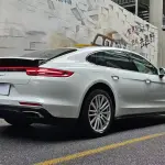 Porsche Panamera 2019 330 л.с. из Китая