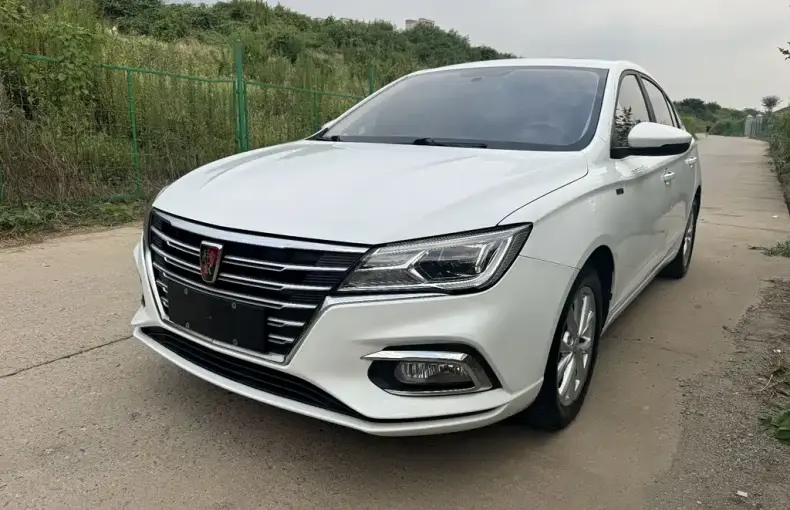 Roewe i5 2020 из Китая