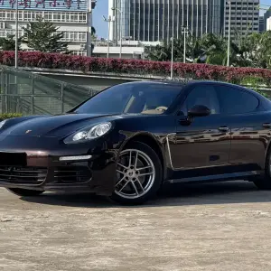 Porsche Panamera 2014 из Китая
