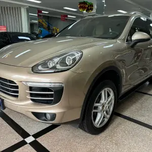 Porsche Cayenne 2015 из Китая
