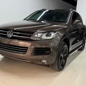 Volkswagen Touareg 2013 290 л.с. из Китая