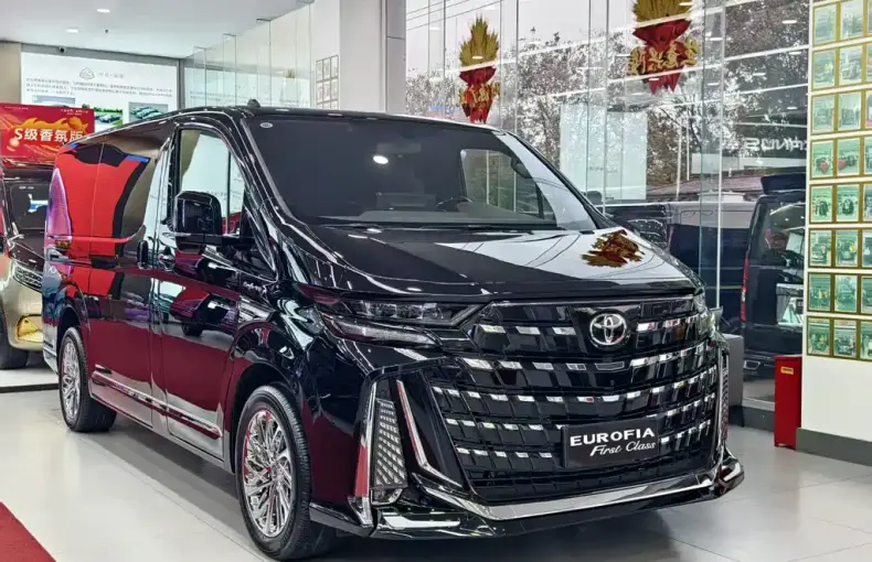 智锐汽车 欧尔法 2025 из Китая