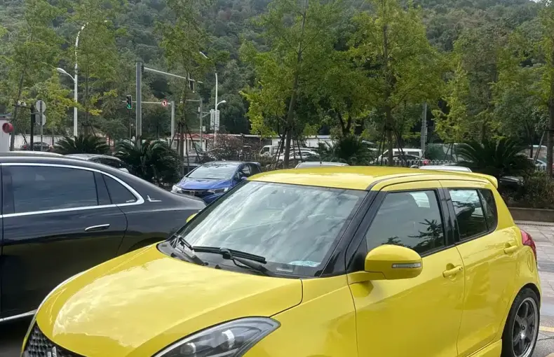 Suzuki Swift 2015 из Китая