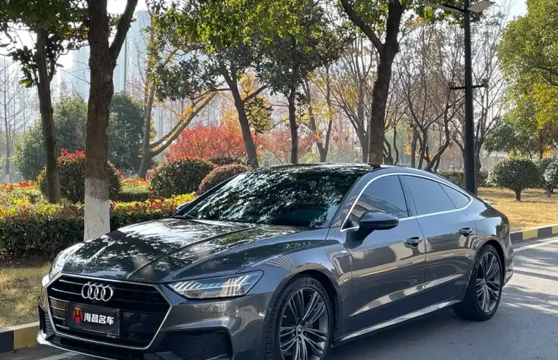 Audi A7 2022 из Китая