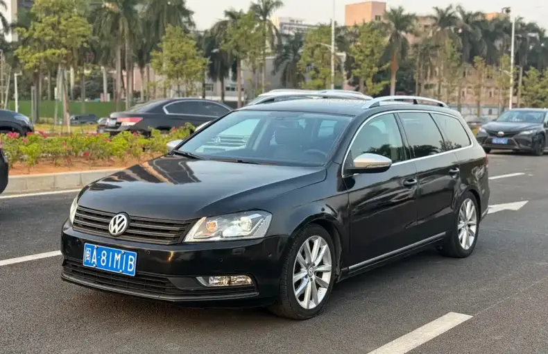 Volkswagen Magotan (Import) 2012 из Китая