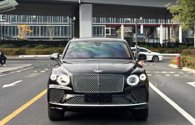 Bentley Bentayga 2021 из Китая