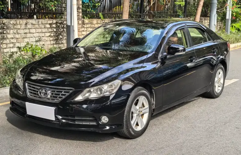 Toyota Reiz 2011 из Китая