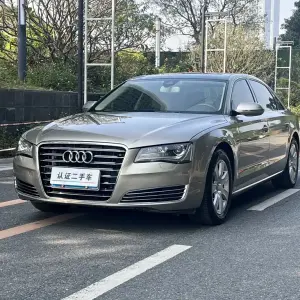 Audi A8 2014 из Китая