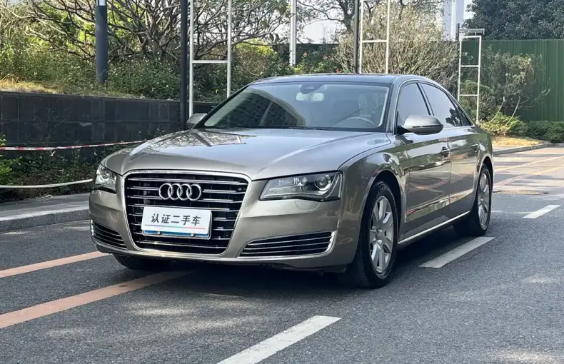 Audi A8 2014 из Китая