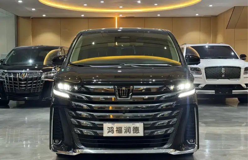 Toyota Vellfire 2023 из Китая