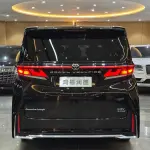 Toyota Vellfire 2023 из Китая