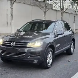 Volkswagen Touareg 2013 из Китая
