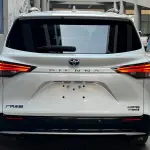 Toyota Sienna 2022 из Китая
