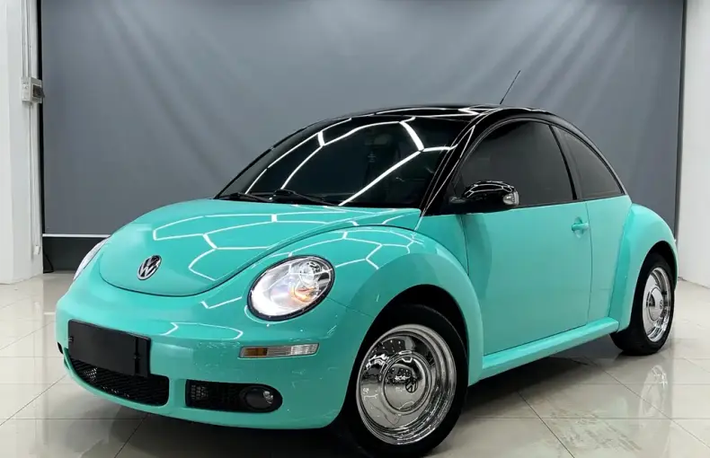 Volkswagen Beetle 2010 из Китая