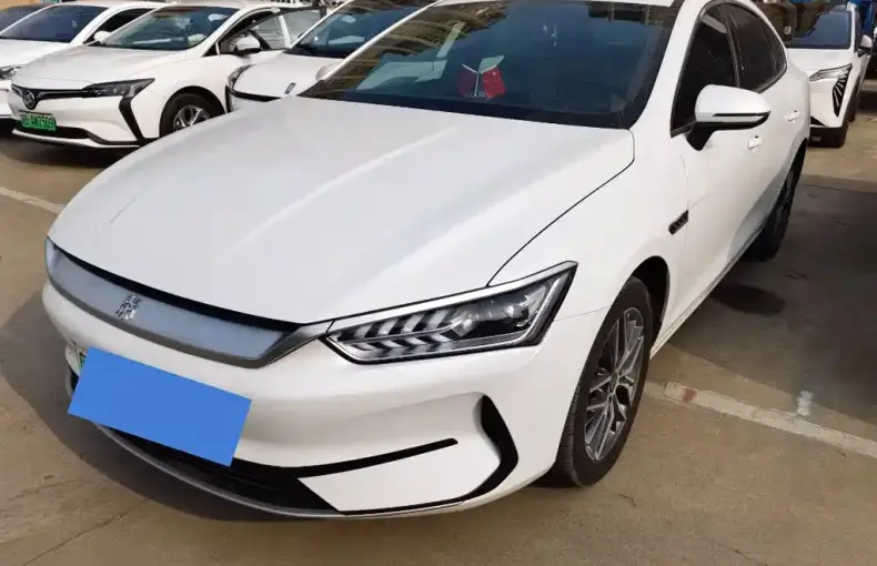 BYD Qin PLUS 2024 из Китая