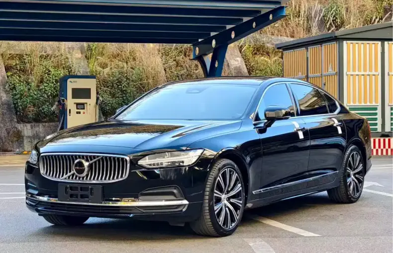 Volvo S90 2023 из Китая