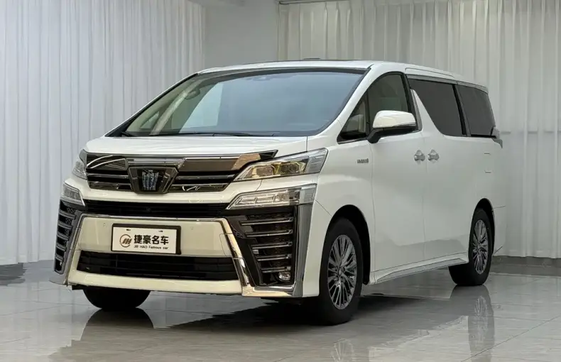 Toyota Vellfire 2023 из Китая