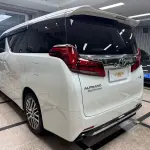 Toyota Alphard 2017 из Китая