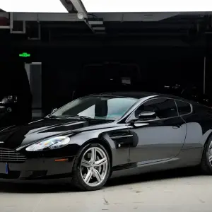 Aston Martin DB9 2009 из Китая