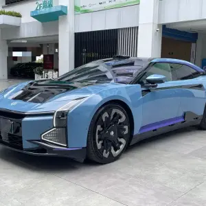 HiPhi HiPhi Z 2023 лот 56577528 из Китая
