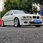 BMW 5 Series (Import) 2001 из Китая