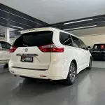 Toyota Sienna 2018 из Китая
