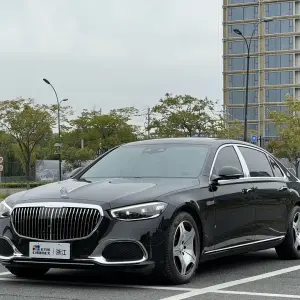 Mercedes-Benz S-Class 2025 из Китая