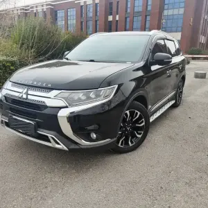 Mitsubishi Outlander 2020 192 л.с. из Китая