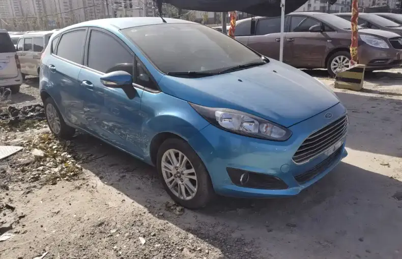 Ford Fiesta 2013 из Китая