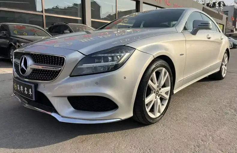 Mercedes-Benz CLS 2012 из Китая