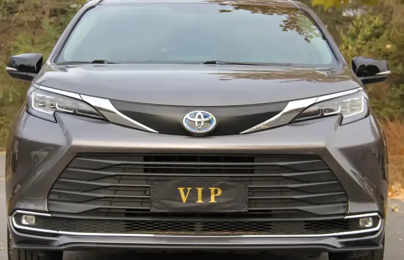 Toyota Sienna 2022 из Китая