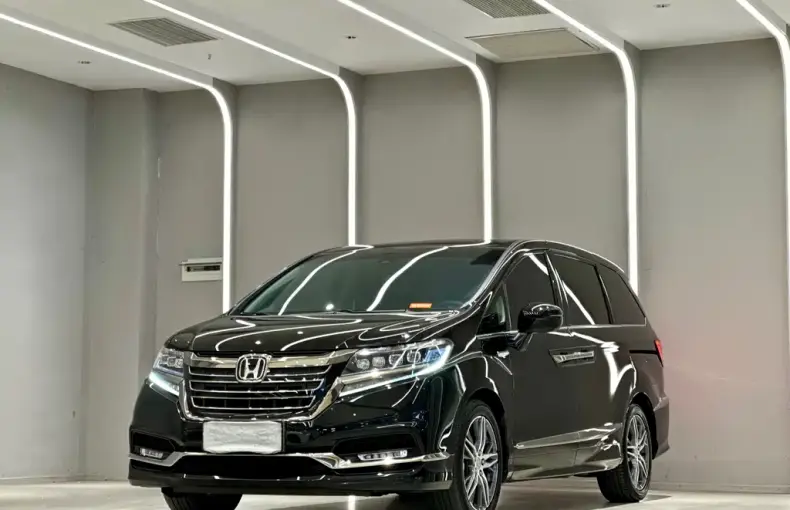 Honda Elysion 2021 из Китая
