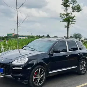 Porsche Cayenne 2010 из Китая
