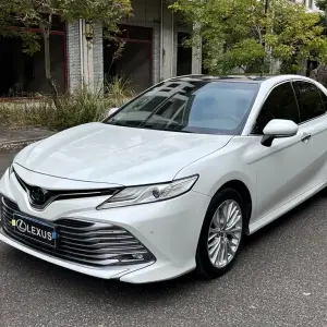 Toyota Camry 2019 209 л.с. из Китая