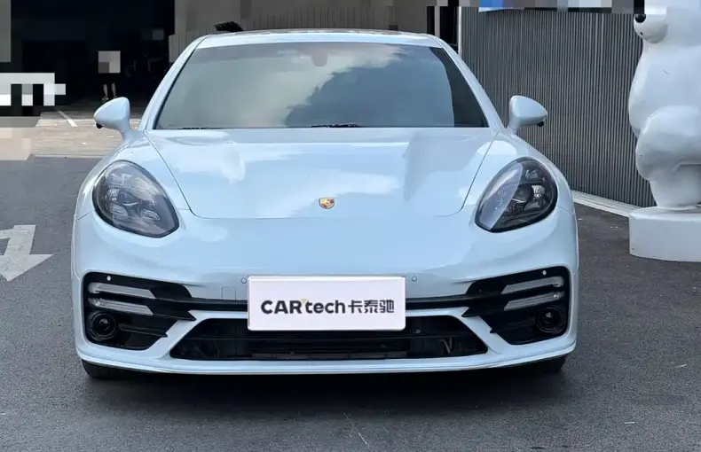 Porsche Panamera 2012 из Китая