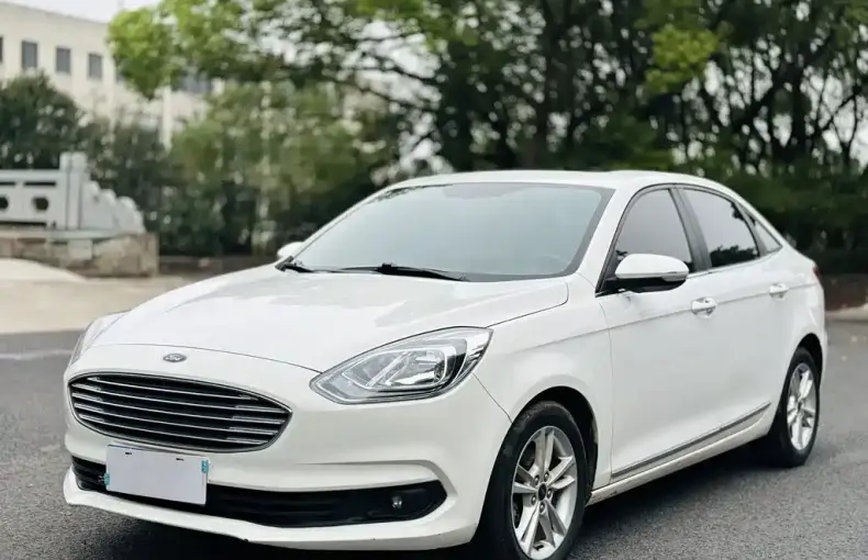 Ford Escort 2019 из Китая
