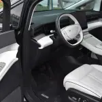 XPeng X9 2024 из Китая