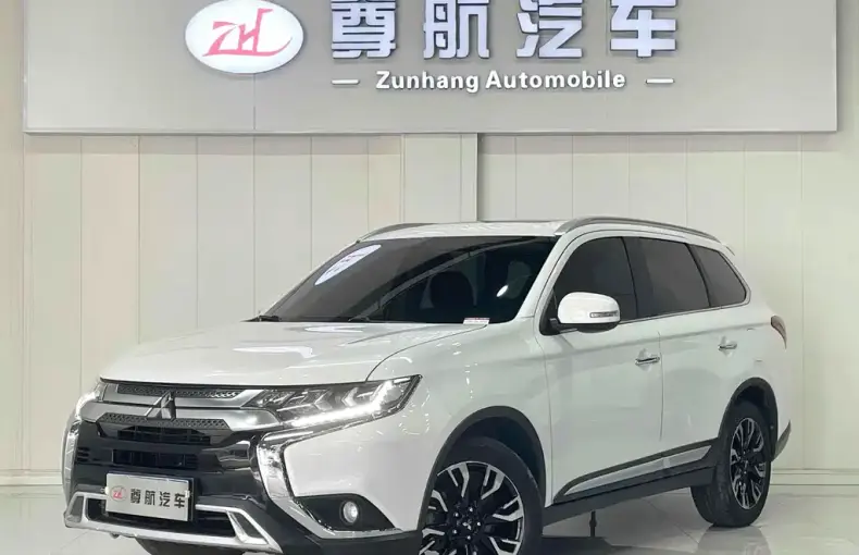 Mitsubishi Outlander 2021 из Китая