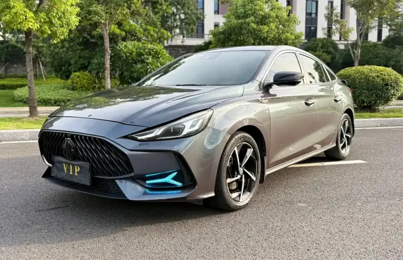 MG MG5 2021 из Китая