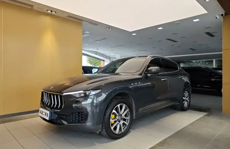 Maserati Levante 2018 из Китая