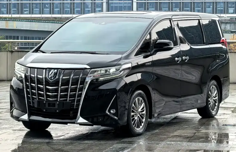 Toyota Alphard 2022 из Китая