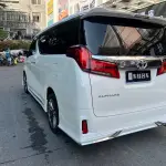Toyota Alphard 2017 из Китая