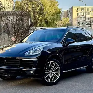 Porsche Cayenne 2017 340 л.с. из Китая
