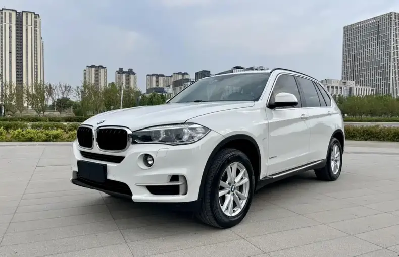 BMW X5 (Import) 2015 из Китая