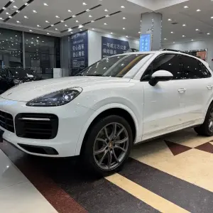 Porsche Cayenne 2023 440 л.с. из Китая